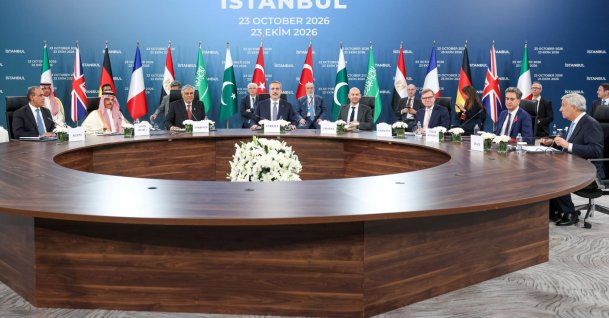 Foreign Minister Hakan Fidan (C) meets with senior foreign policy officials during a diplomatic gathering, Istanbul, Türkiye, Oct. 23, 2026. (Reuters Photo)