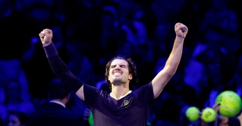 Spain's Carlos Alcaraz celebrates after winning his ATP 500 Vienna Open round-of-32 match against Russia's Karen Khachanov at Wiener Stadthalle, Vienna, Austria, Oct. 27, 2026. (Reuters Photo)