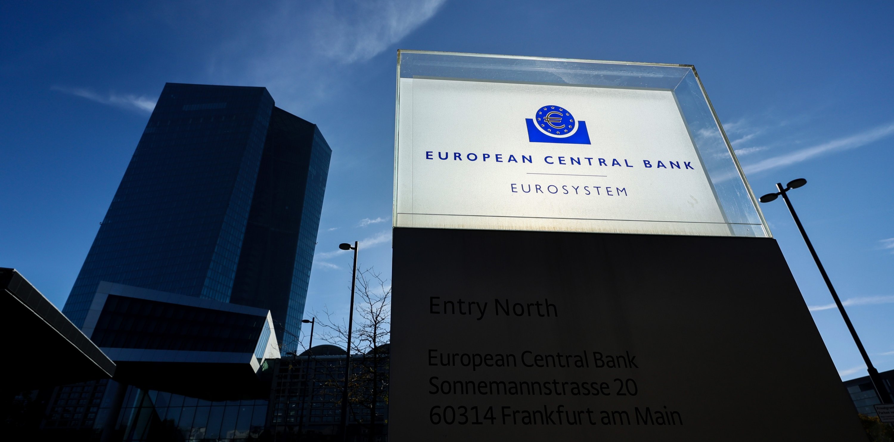 ECB holds key rate steady at 2.5% amid Lagarde’s early exit