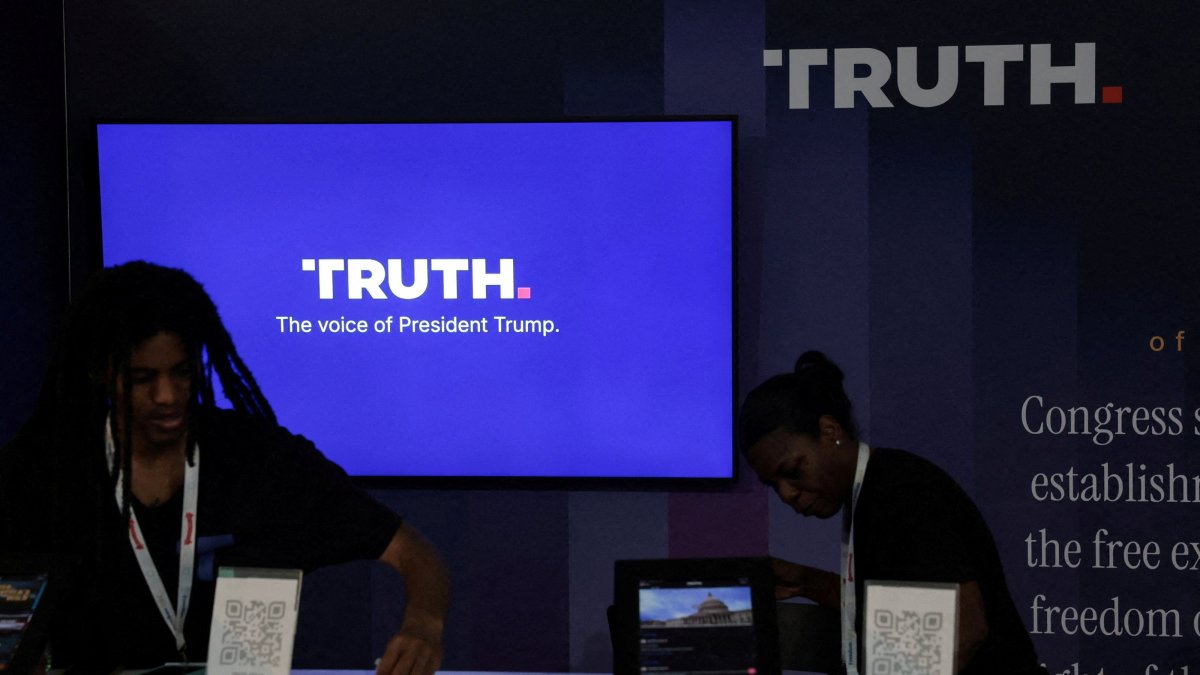 Workers organize the Truth Social booth at the Great American State Fair celebrating the 250th anniversary of U.S. independence, Washington, U.S., July 2, 2026. (Reuters Photo)