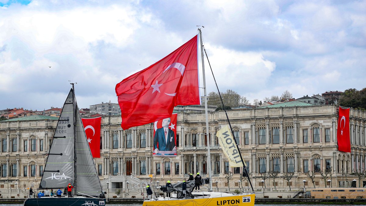 Sailboats glide across the Bosphorus during the 6th Presidential International Yacht Races’ Republic Cup, held on Türkiye’s 102nd Republic Day, Istanbul, Türkiye, Oct. 29, 2025. (Courtesy of the Turkish Sailing Federation)
