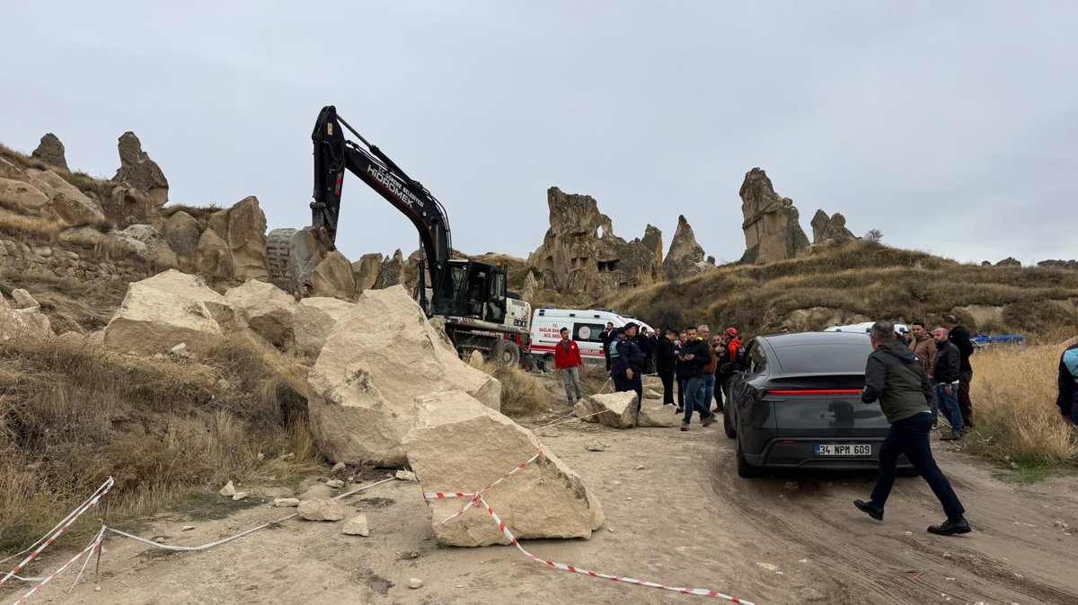 Search and rescue teams work at the site of a deadly rockfall near the Göreme Open-Air Museum, Cappadocia, Türkiye, Oct. 29, 2026. (AA